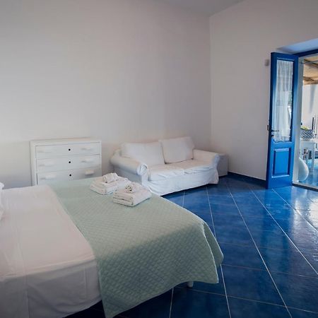 Villa Insolia Santa Marina Salina Esterno foto
