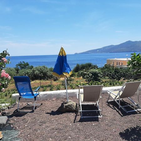 Villa Insolia Santa Marina Salina Esterno foto