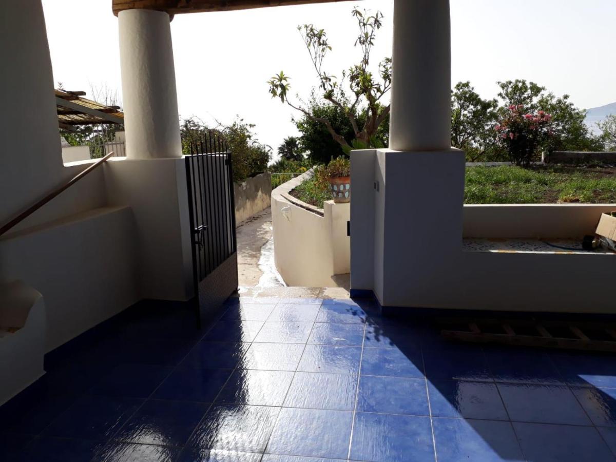 Villa Insolia Santa Marina Salina Esterno foto