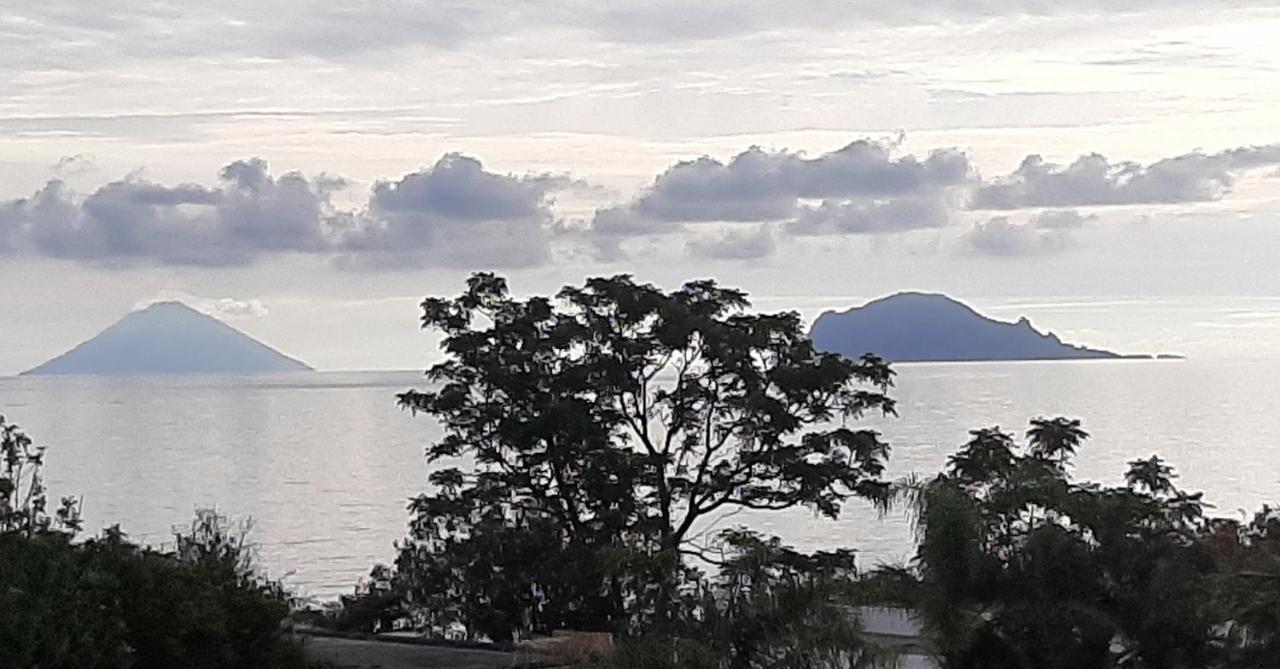 Villa Insolia Santa Marina Salina Esterno foto