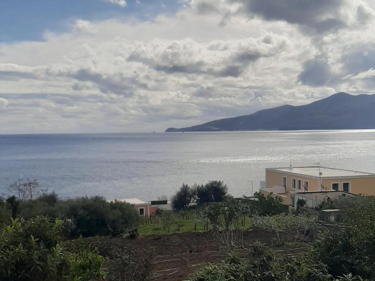 Villa Insolia Santa Marina Salina Esterno foto