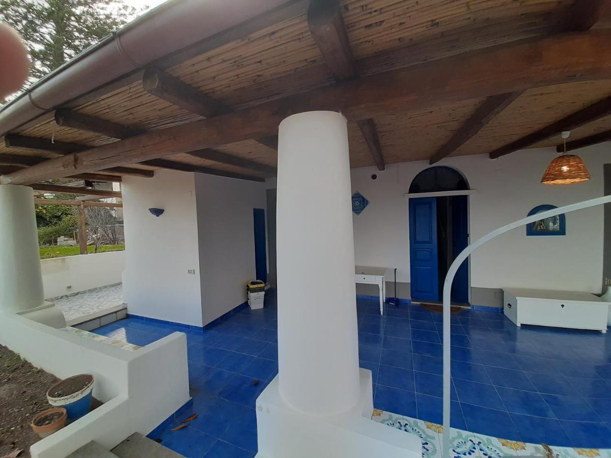 Villa Insolia Santa Marina Salina Esterno foto